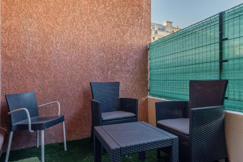 Appartement Climatise Avec Terrasse Tout Equipe A 5Min De La Gare St Charles Marseille Eksteriør bilde