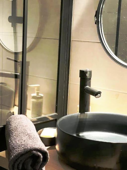 Appartement Climatise Avec Terrasse Tout Equipe A 5Min De La Gare St Charles Marseille Eksteriør bilde