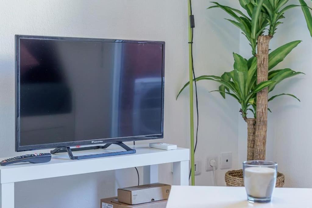 Appartement Climatise Avec Terrasse Tout Equipe A 5Min De La Gare St Charles Marseille Eksteriør bilde