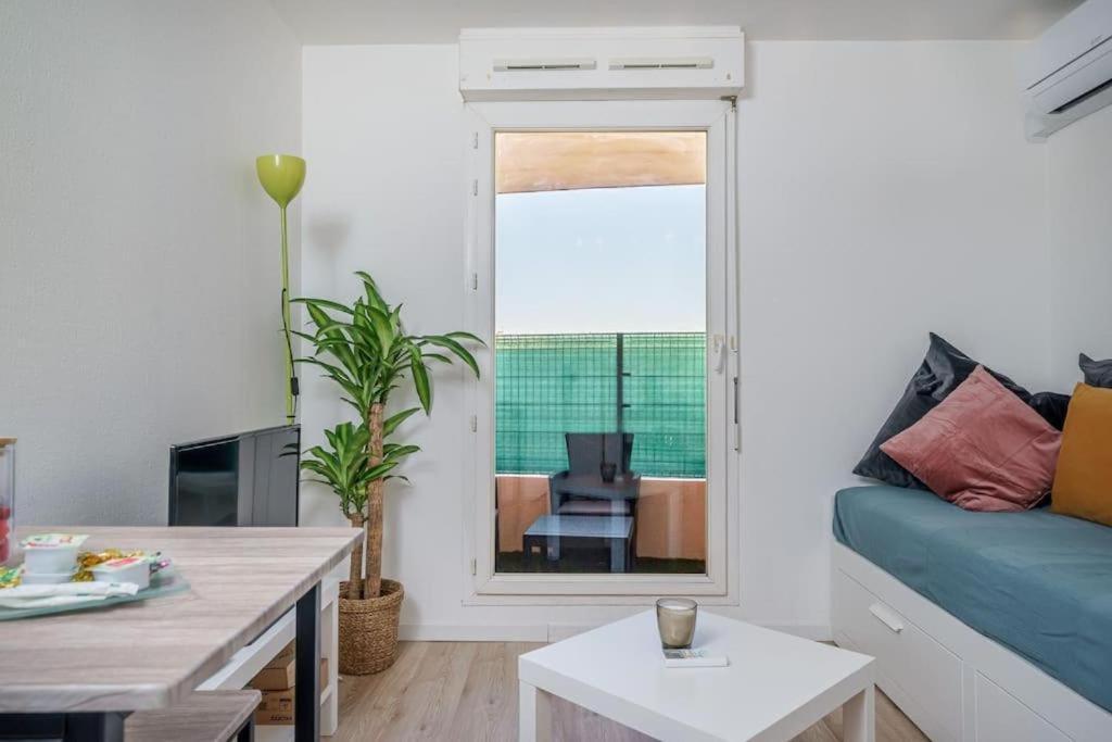 Appartement Climatise Avec Terrasse Tout Equipe A 5Min De La Gare St Charles Marseille Eksteriør bilde