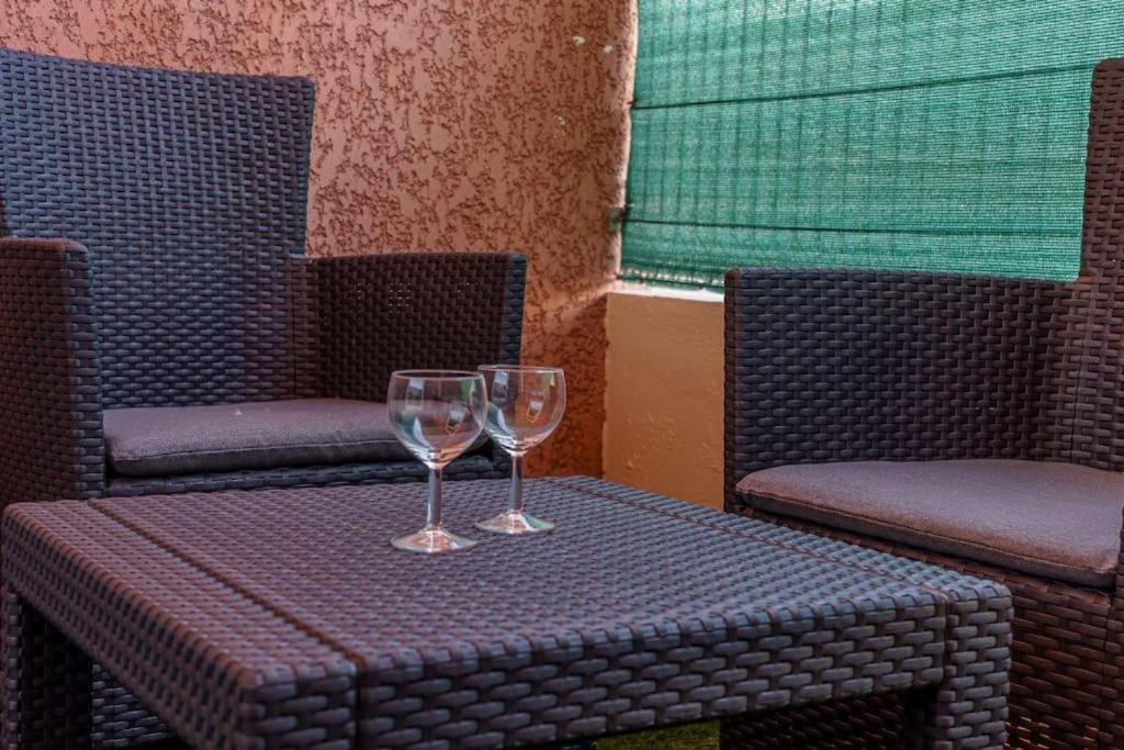 Appartement Climatise Avec Terrasse Tout Equipe A 5Min De La Gare St Charles Marseille Eksteriør bilde
